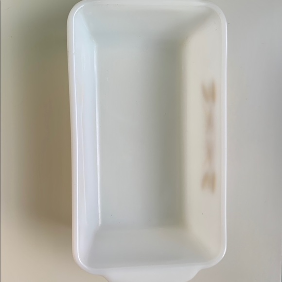 Vintage Fire King Sheaves of Wheat Casserole Dish - Picture 2 of 5